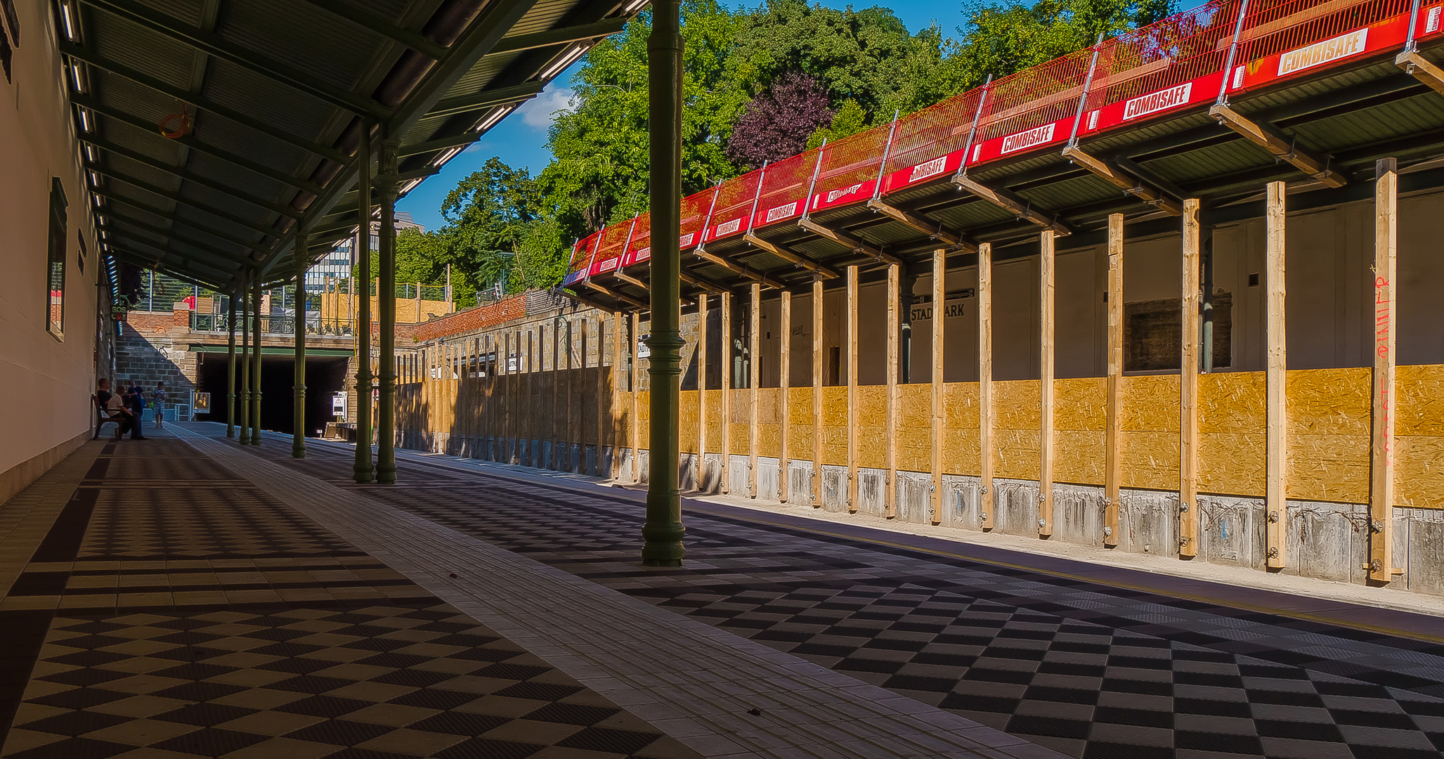 Bahnstation des Volkes (21) 