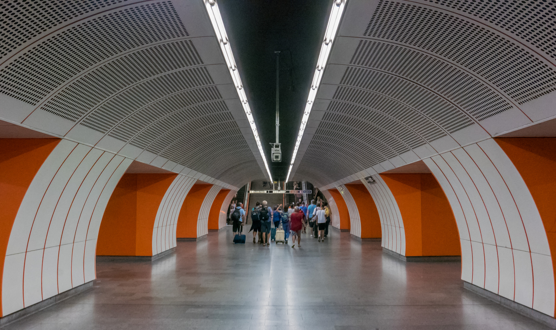 Bahnstation des Volkes (44) 