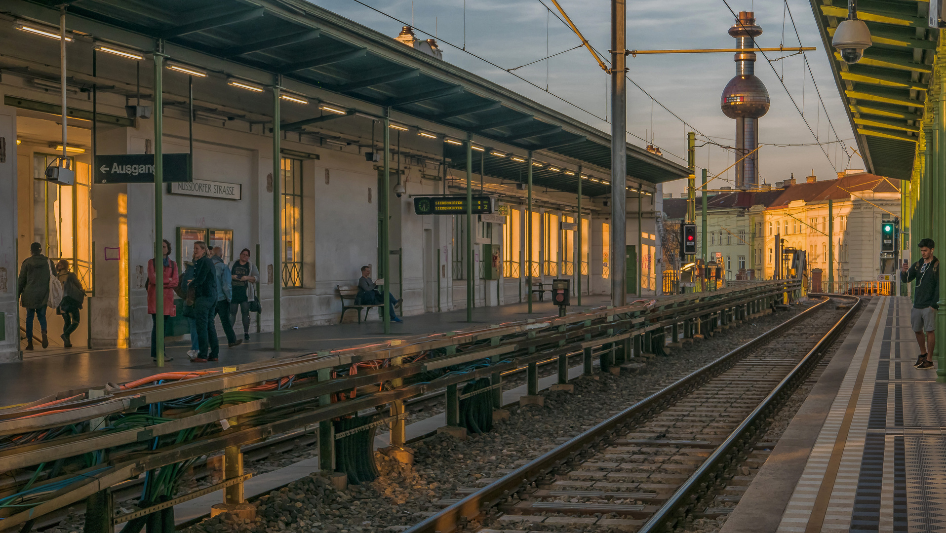 Bahnstation des Volkes (56) 