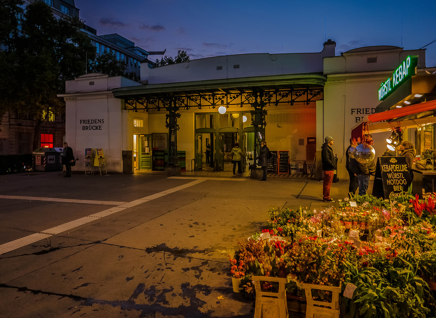 Bahnstation des Volkes (6)