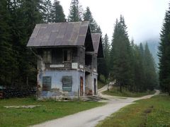 Bahnstation Ospitale ........ heute Dolomiten Wander und Radweg