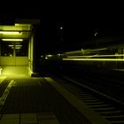 bahnsteig bei nacht