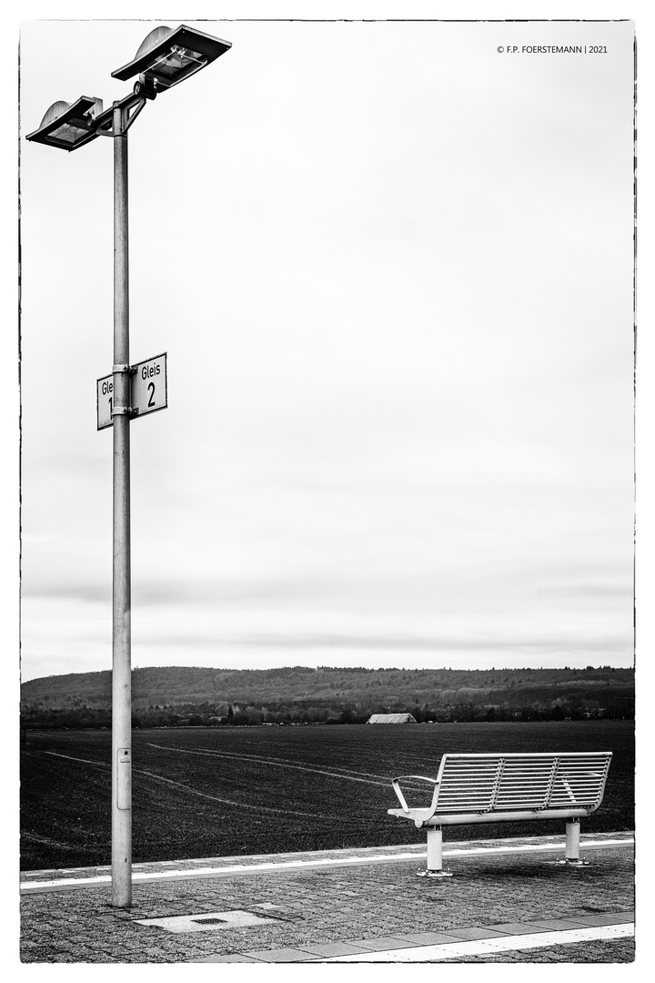 Bahnsteig mit Aussicht