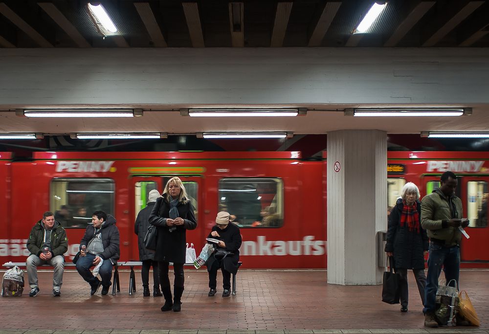 Bahnsteigszenen...