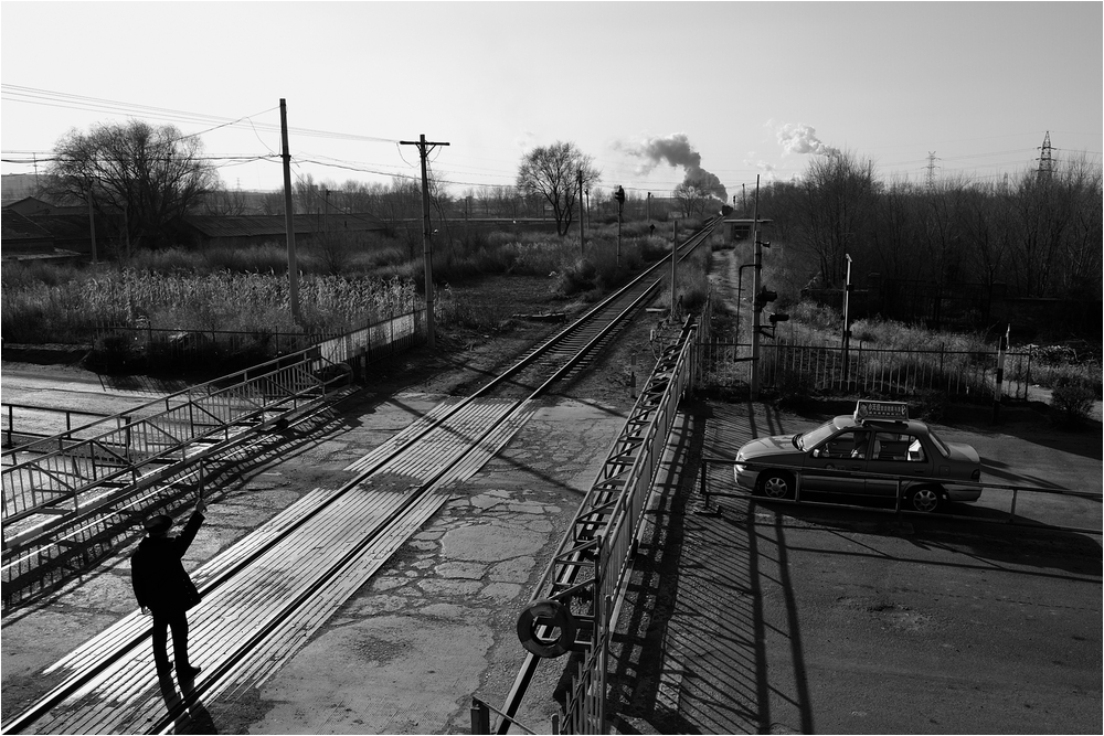 Bahnübergänge in Fuxin IV - Das "frei"-Signal in Gegenrichtung