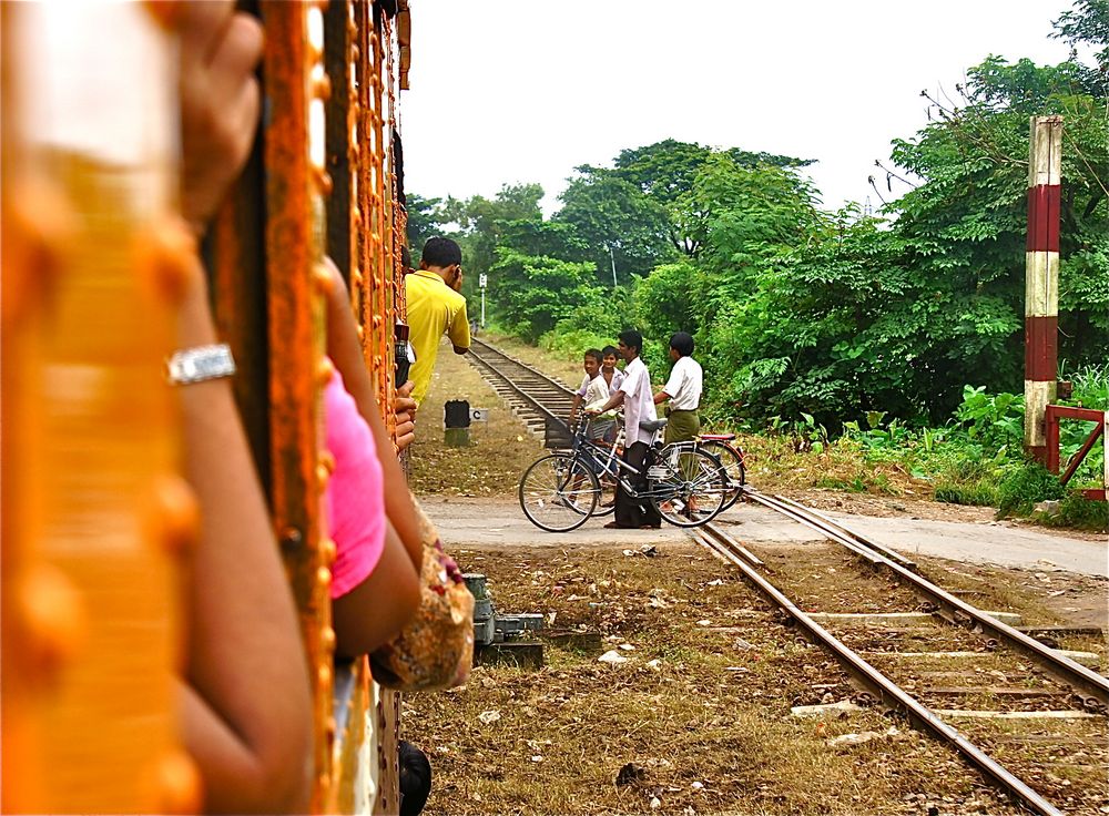 bahnübergang von uhunachdemwaldbrand 