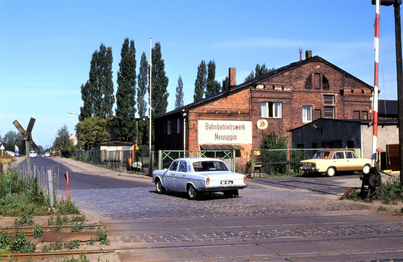 Bahnübergang am Bw Neuruppin