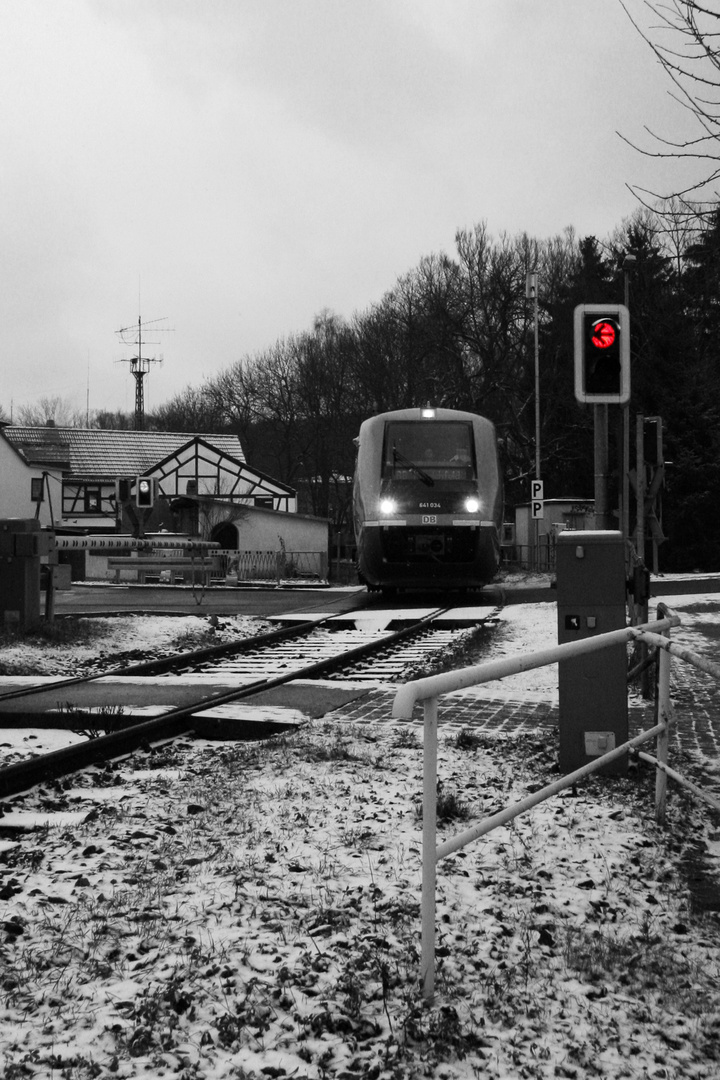 ...Bahnübergang bei Tonndorf...