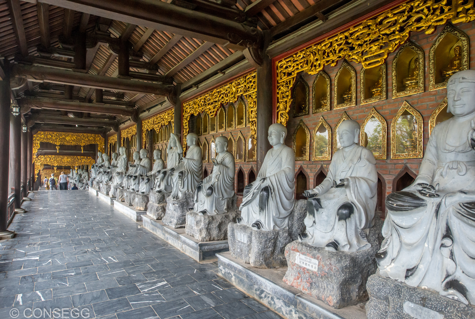 Bai Ding Pagoda