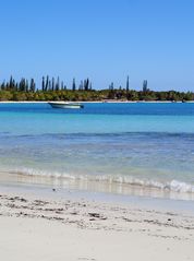  Baie de Kuto à l’Île des Pins  --  Kutobucht auf der Pinieninsel