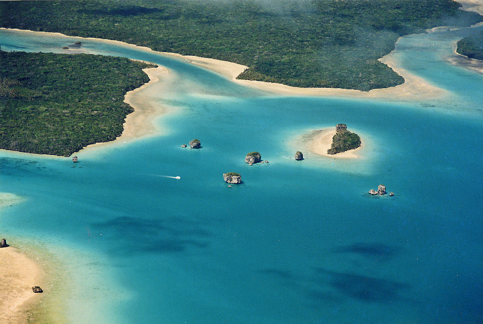 Baie de Upi New Caledonia