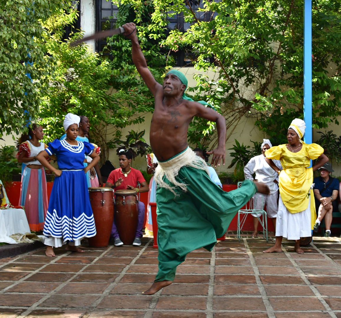 baile en el Museo del Carnaval 04