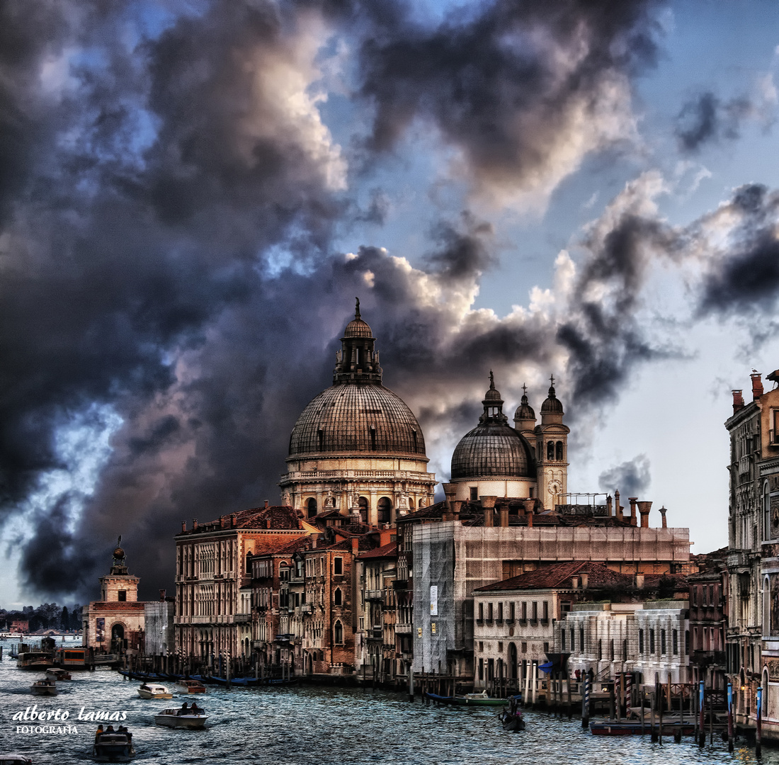 Bajo el cielo de Venecia