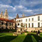 Bajo el manto de nubes