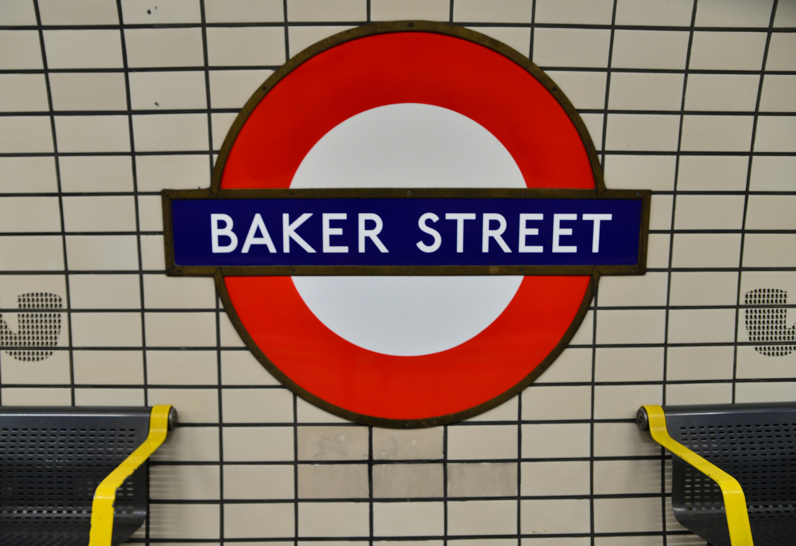 [ Baker Street ]