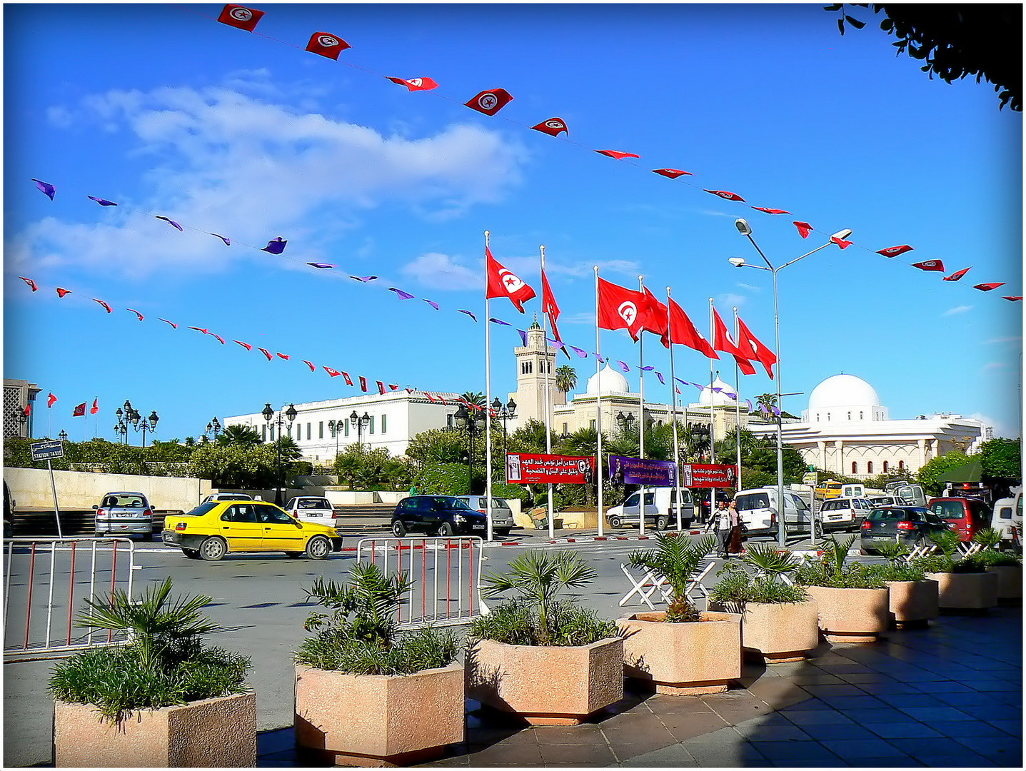 BALADE - DANS - TUNIS - 6 -