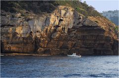 Balade en catamaran   --  Une crique près de Javea 