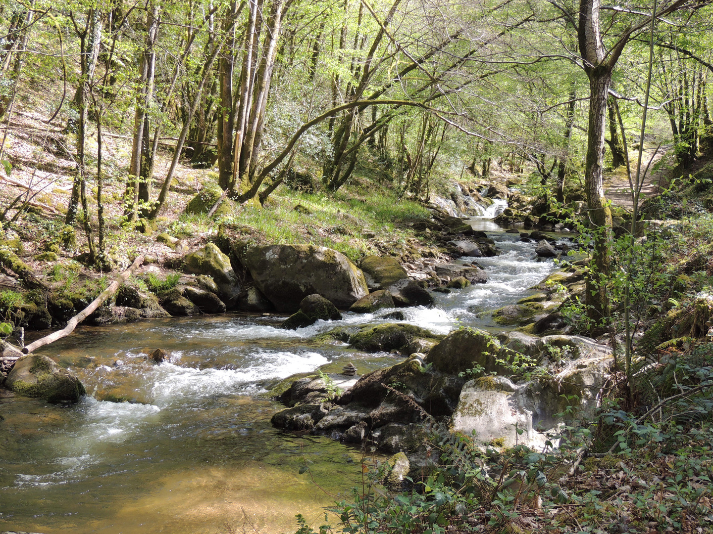 Balade en Lot, chemin vers Notre Dame de Verdale