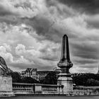 Balade parisienne sur le pont Alexandre III .