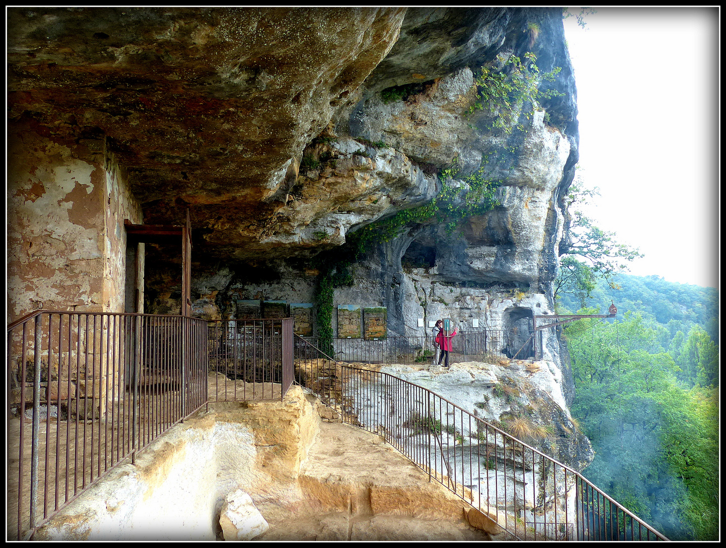 BALADES - AUTOUR - DE - SARLAT 17-