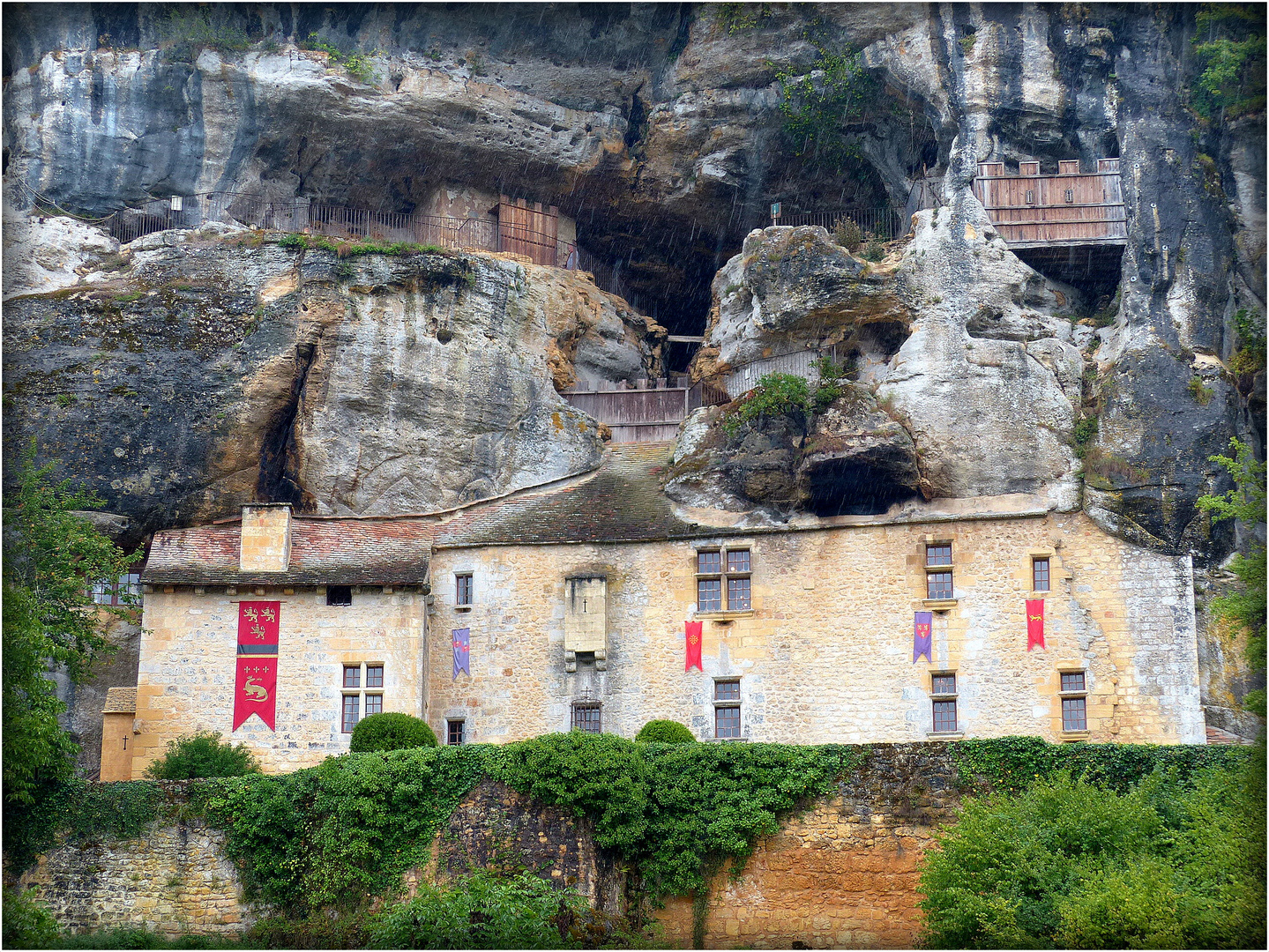 BALADES - AUTOUR - DE - SARLAT -3 -