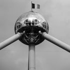 Balanceakt auf dem Atomium