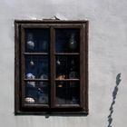 Balaton-Keramik im Fenster