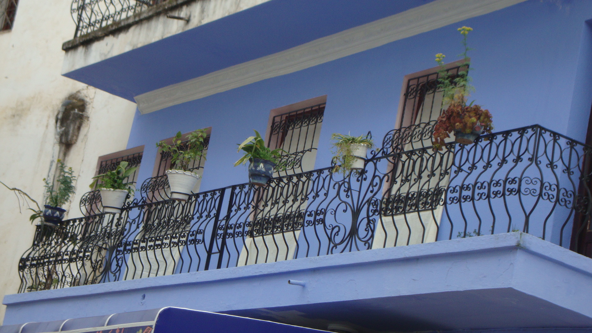 balcon d'une maison à chefchaouen