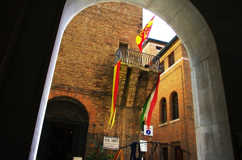 Balconcino di Ravenna.