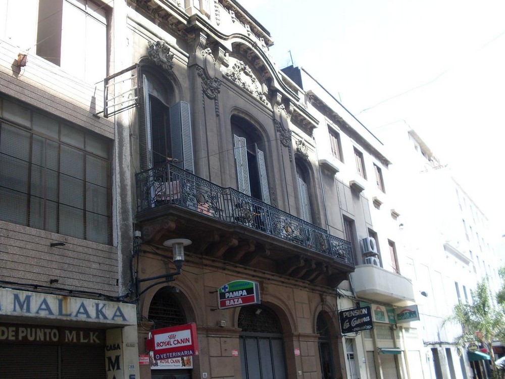 ....balcones de mi ciudad...