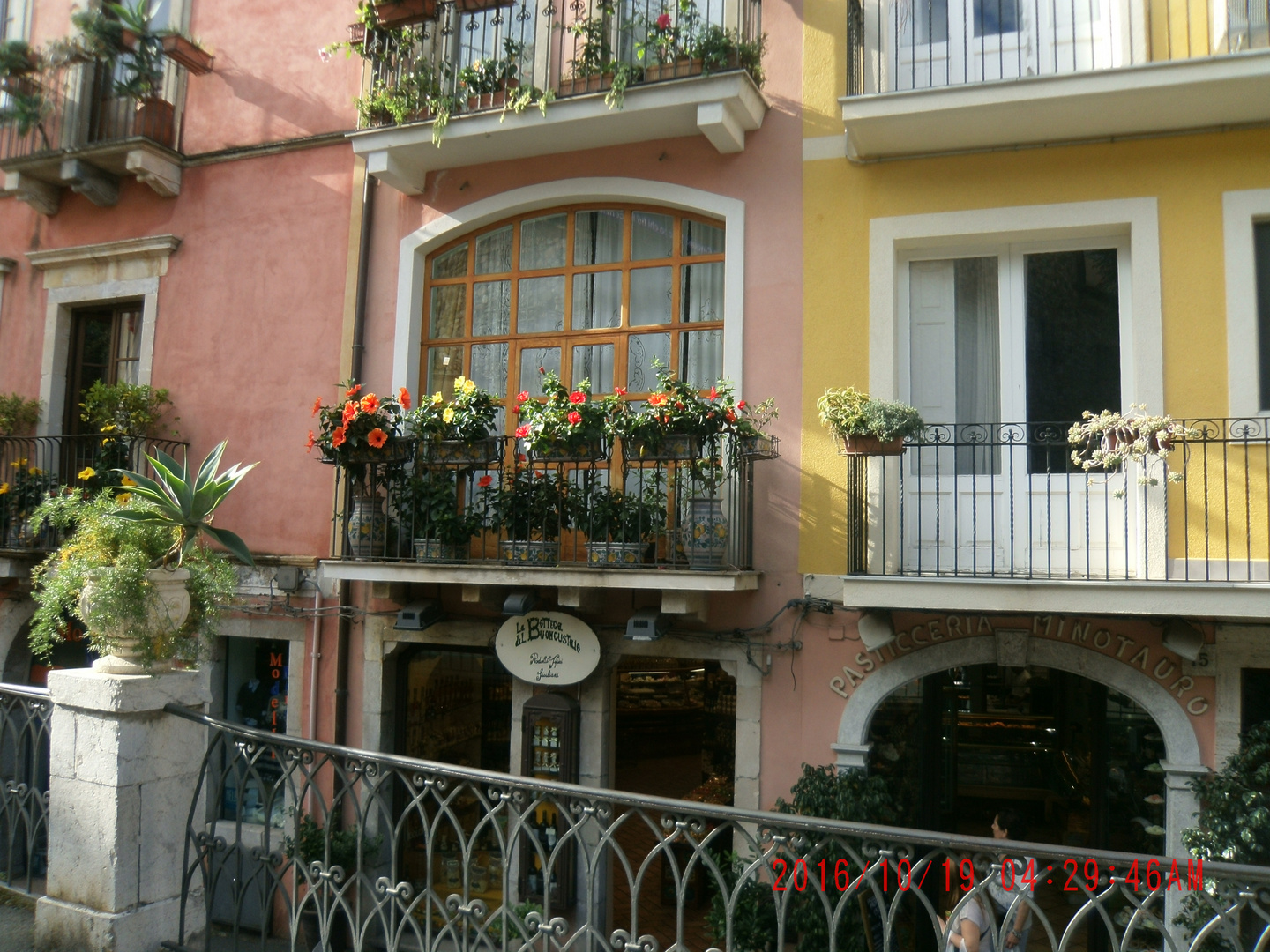 Balcones floridos enTaormina.