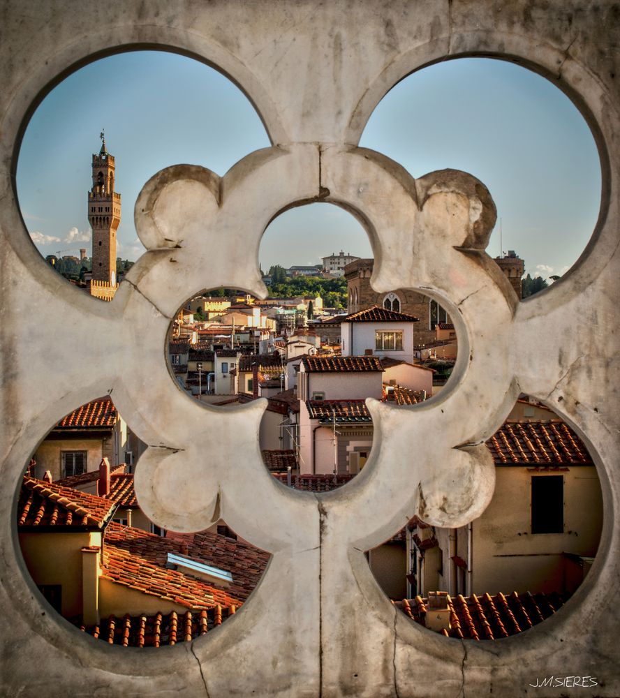 Balcones hacia Florencia