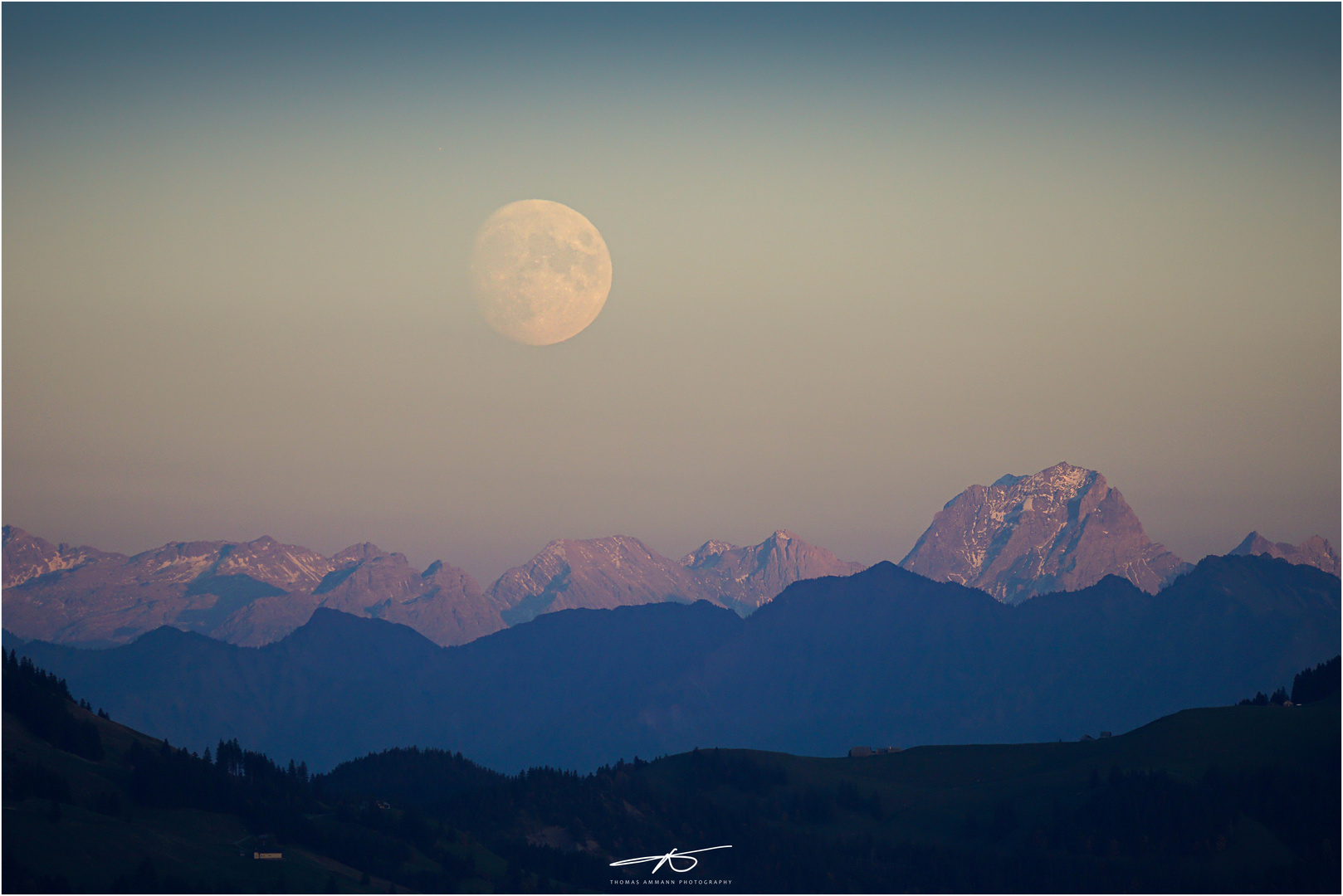 Bald Vollmond