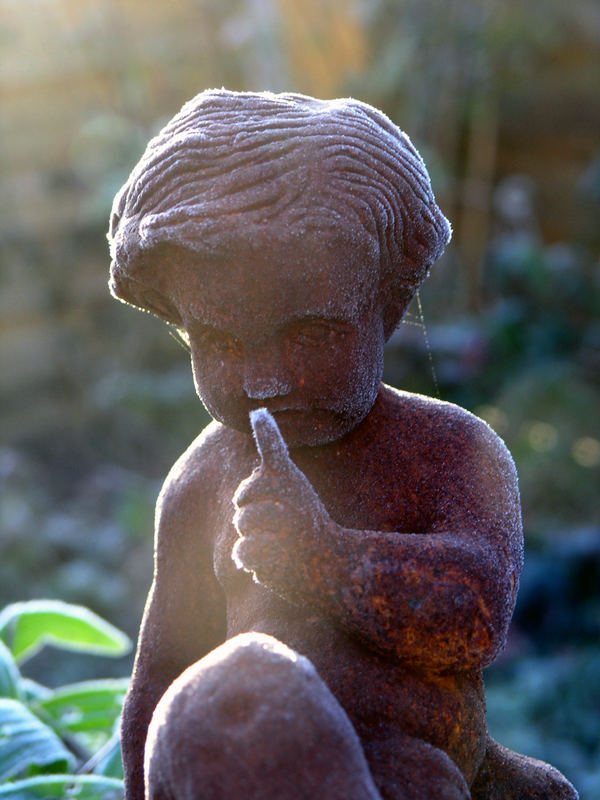 Bald wird mein kleiner Engel im Garten wieder so aussehen...