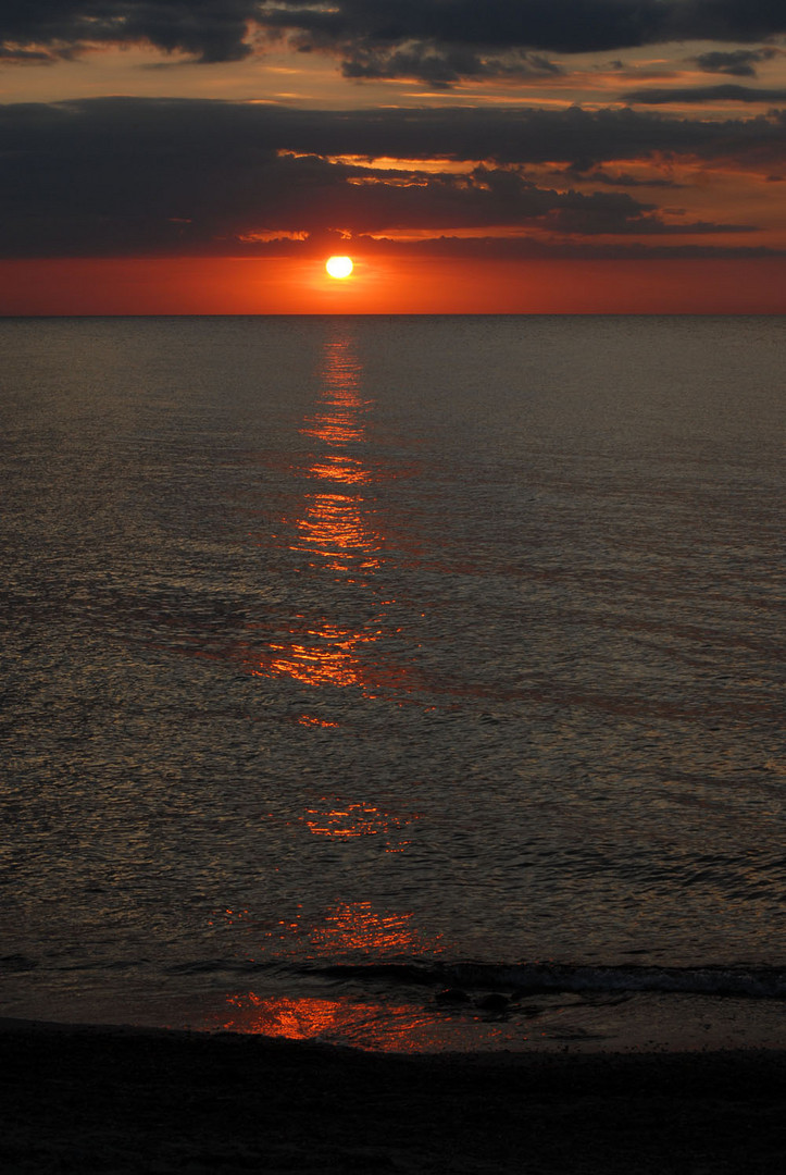 Bald Wirds Dunkel Foto Bild Sonnenuntergange Himmel