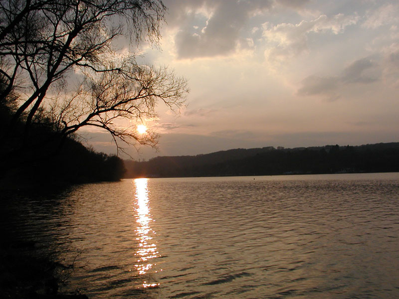 Baldeneysee im April 2004