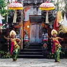 Bali - Legong (Auftakt zum Barongtanz in Batubulan)