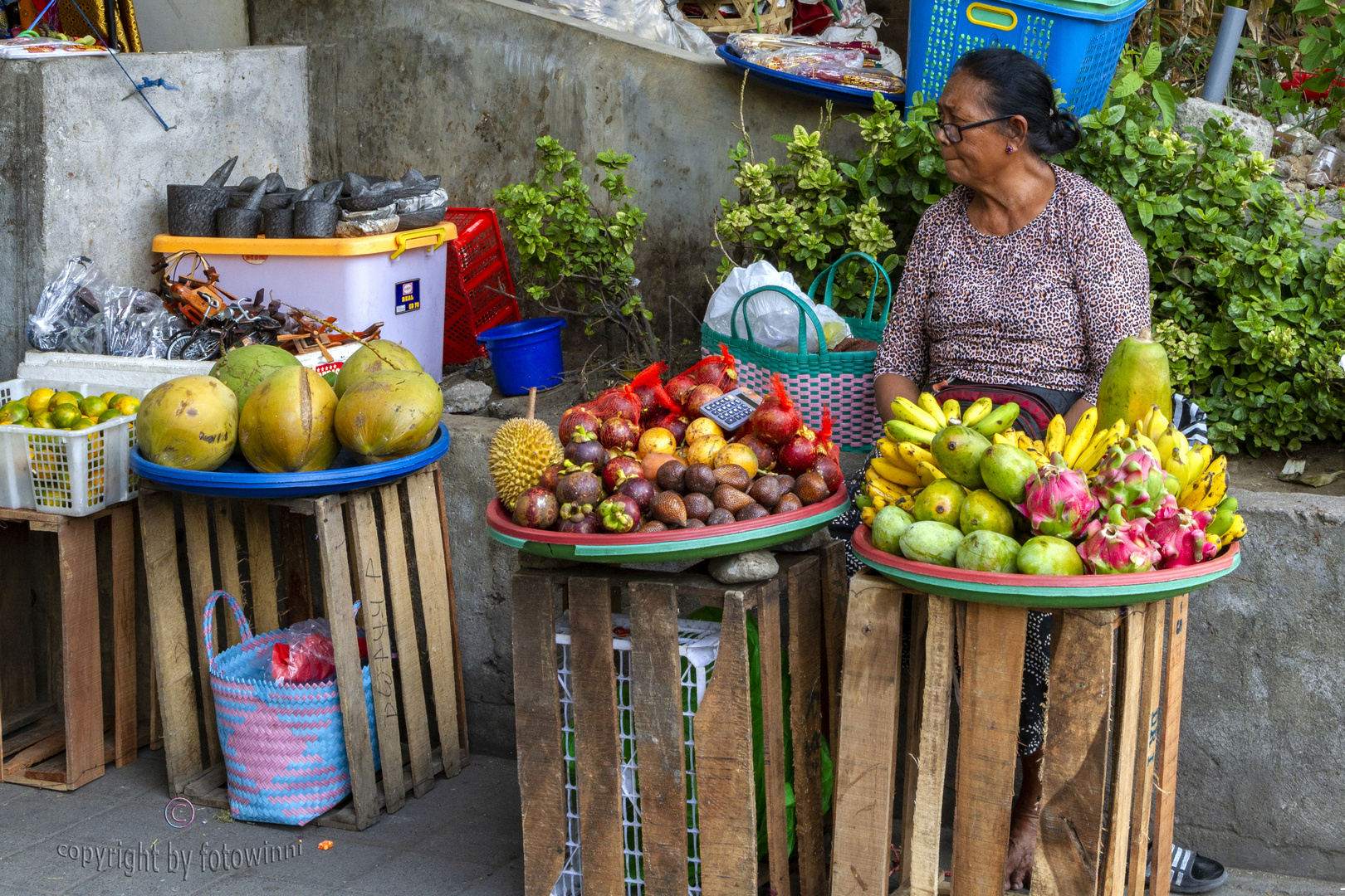 Bali - Obsthändlerin in Ubud