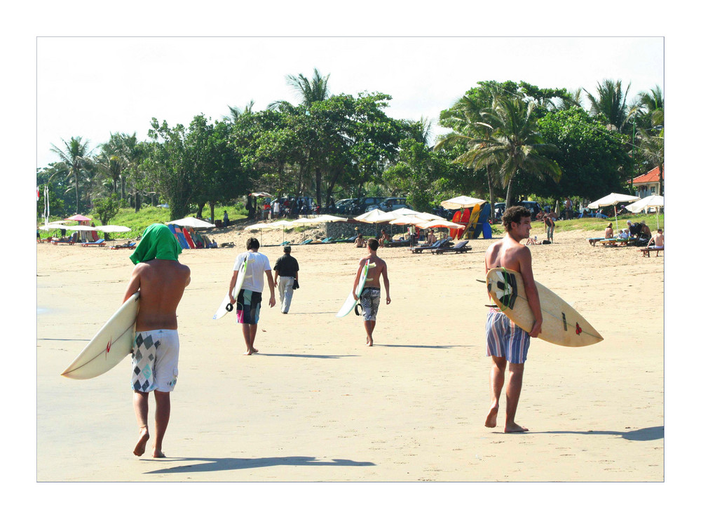 Bali Surfing