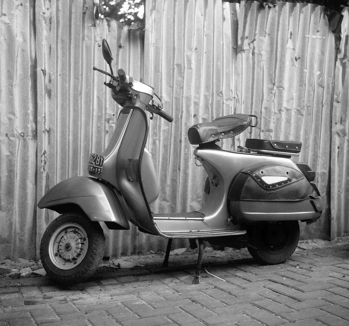 Bali Vespa