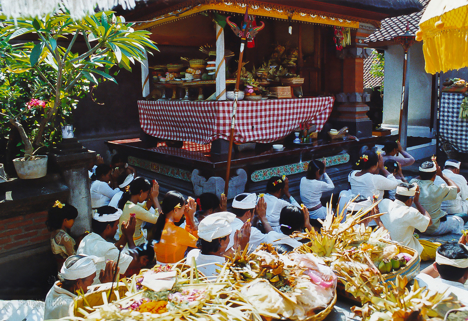 Bali - Zeremonie im Familientempel