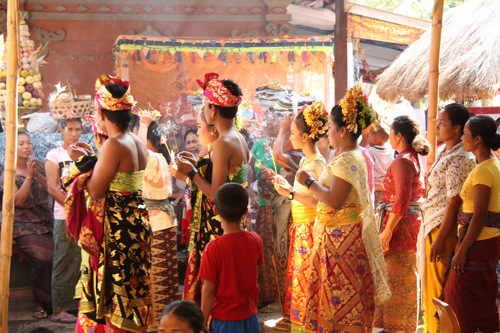 Bali Zeremonie Zahnschleifen