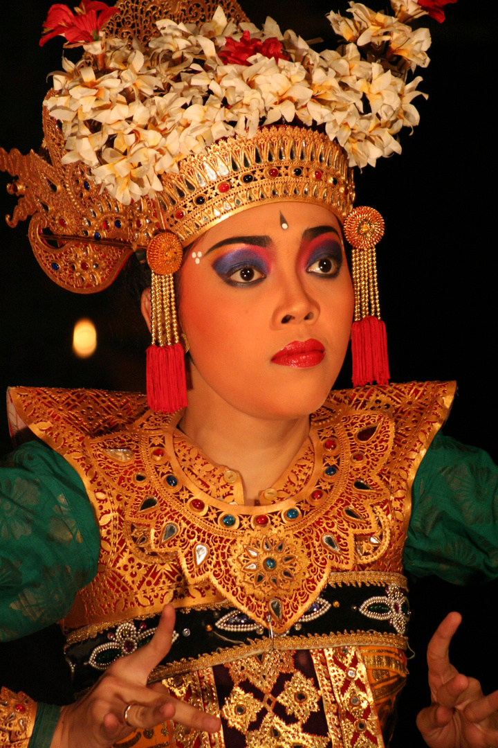 Balinese dancer