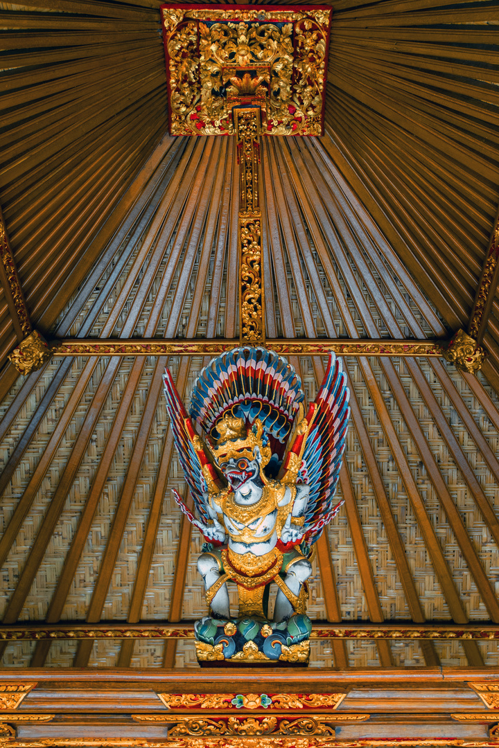 Balinese house gable and a Garuda image