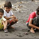 Balinesische Kinder kennen kein Spielzeug