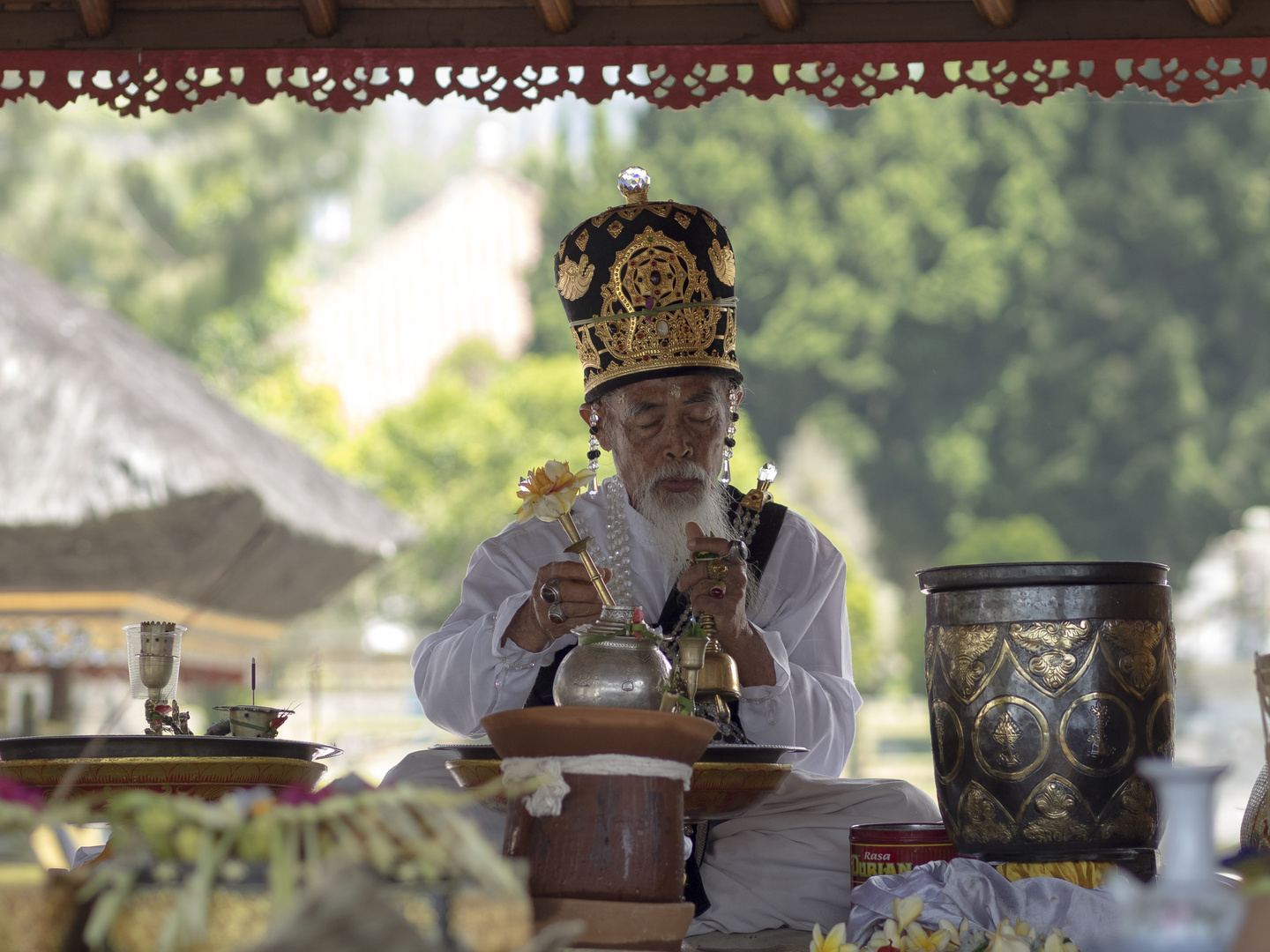 Balinesischer Priester