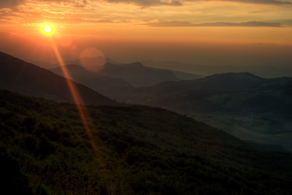 Balkangebirge im Sonnenutergang