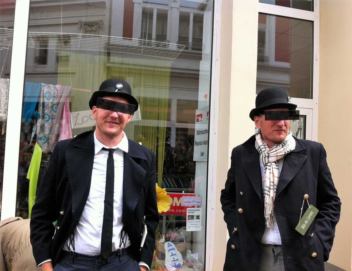 BALKEN- UND ZENSURBRILLE (DEMO IN SCHWERIN)