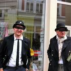 BALKEN- UND ZENSURBRILLE (DEMO IN SCHWERIN)