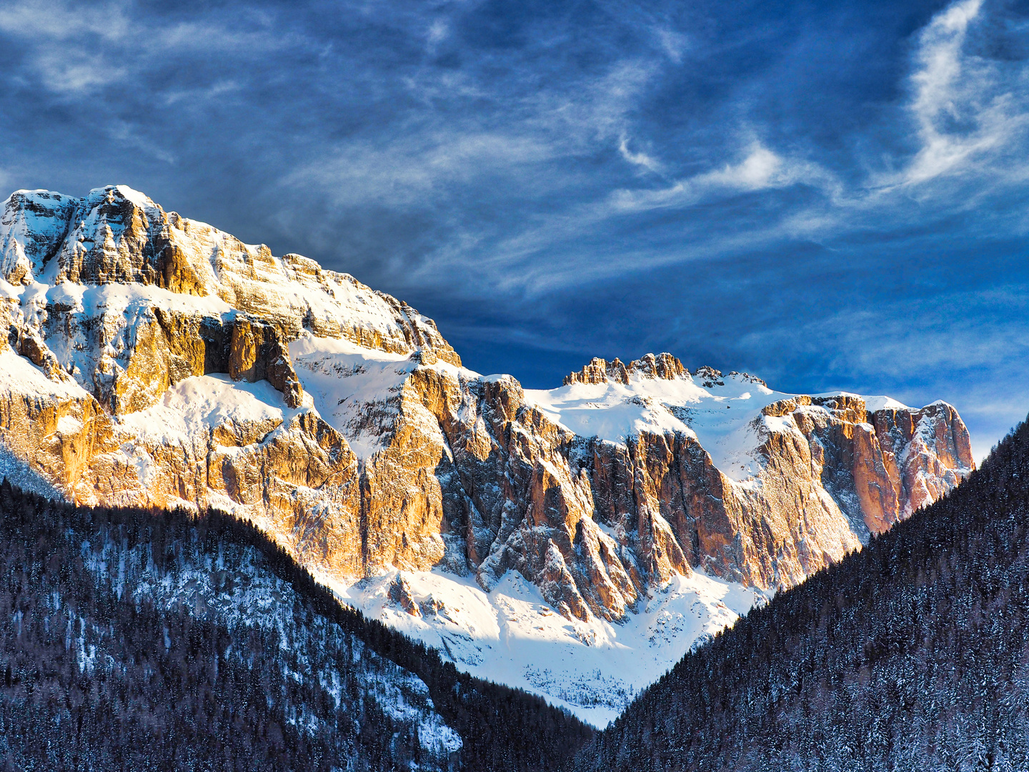 Balkon-Bild Nr. 3 (Sella Stock -Piz Breguz, Piz Miara, Piz Selva und Piv Ciavazes)